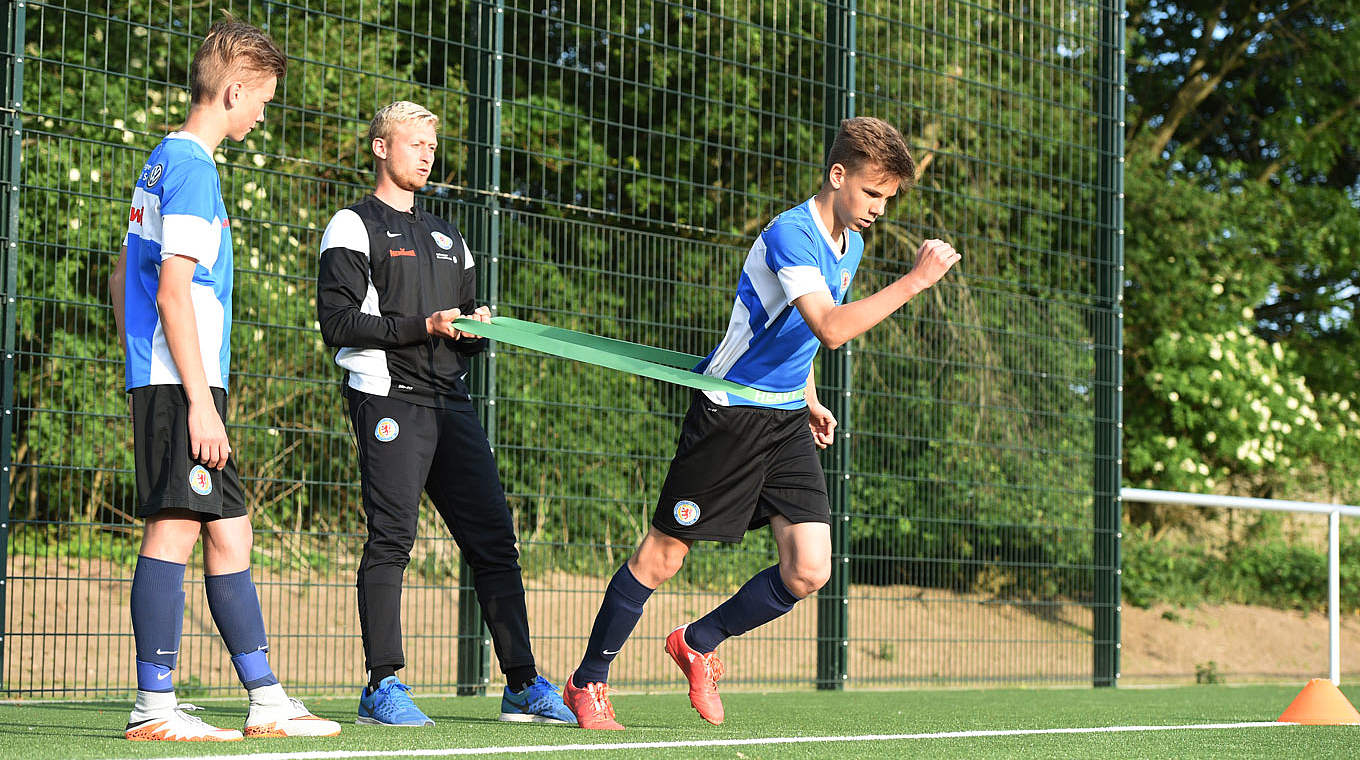 Stärken und Schwächen trainieren: beim individuellen Athletiktraining  © DFB