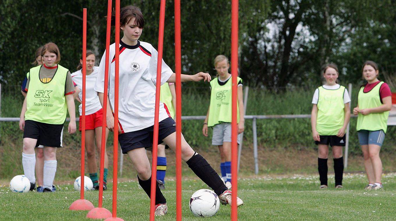 Auch beim Schnuppertraining wird gleich "richtig" Fußball gespielt. © philippka