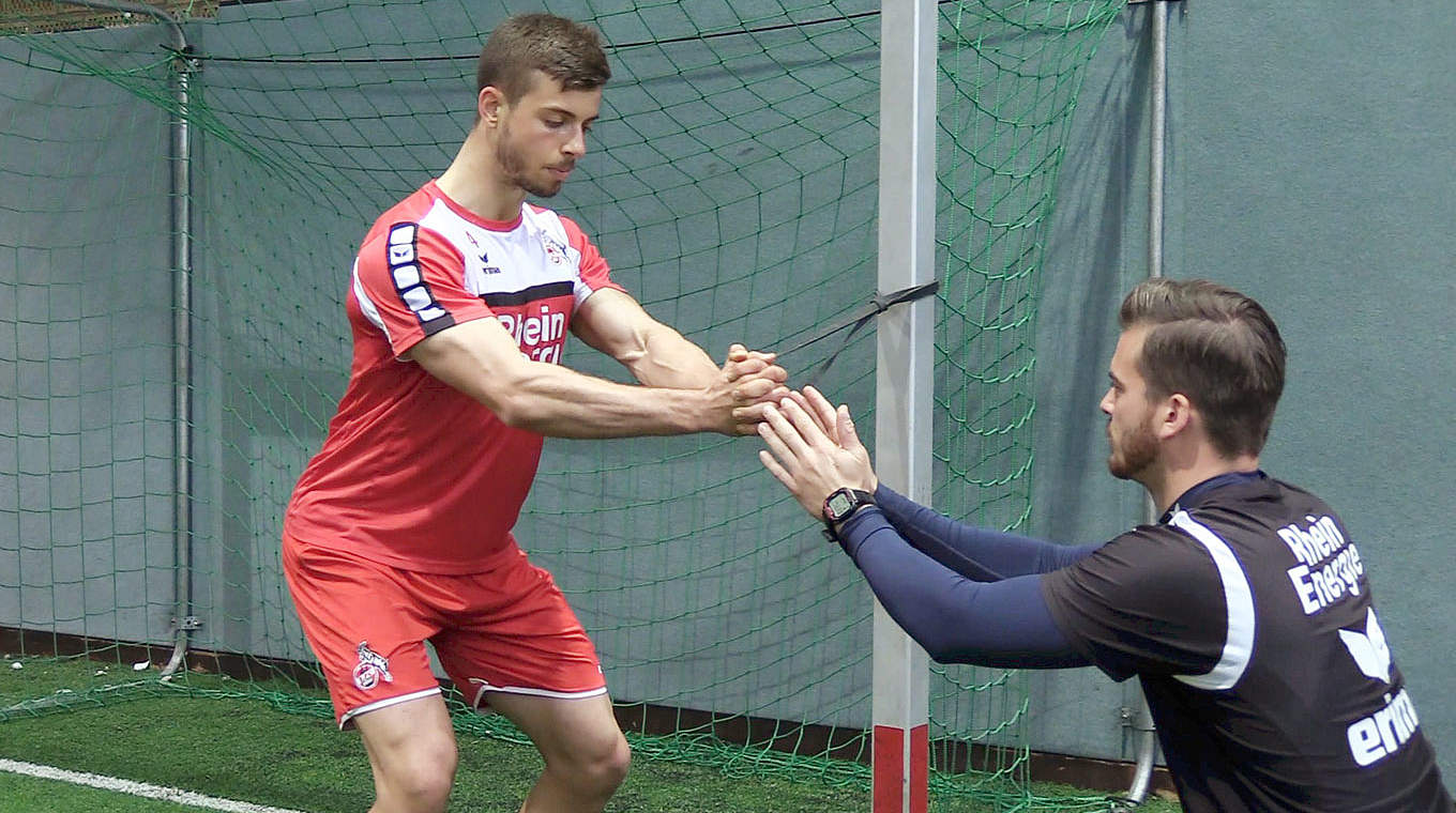 Optimales Training für Unter- und Oberkörper: beim Kraftzirkeltraining des 1. FC Köln © DFB