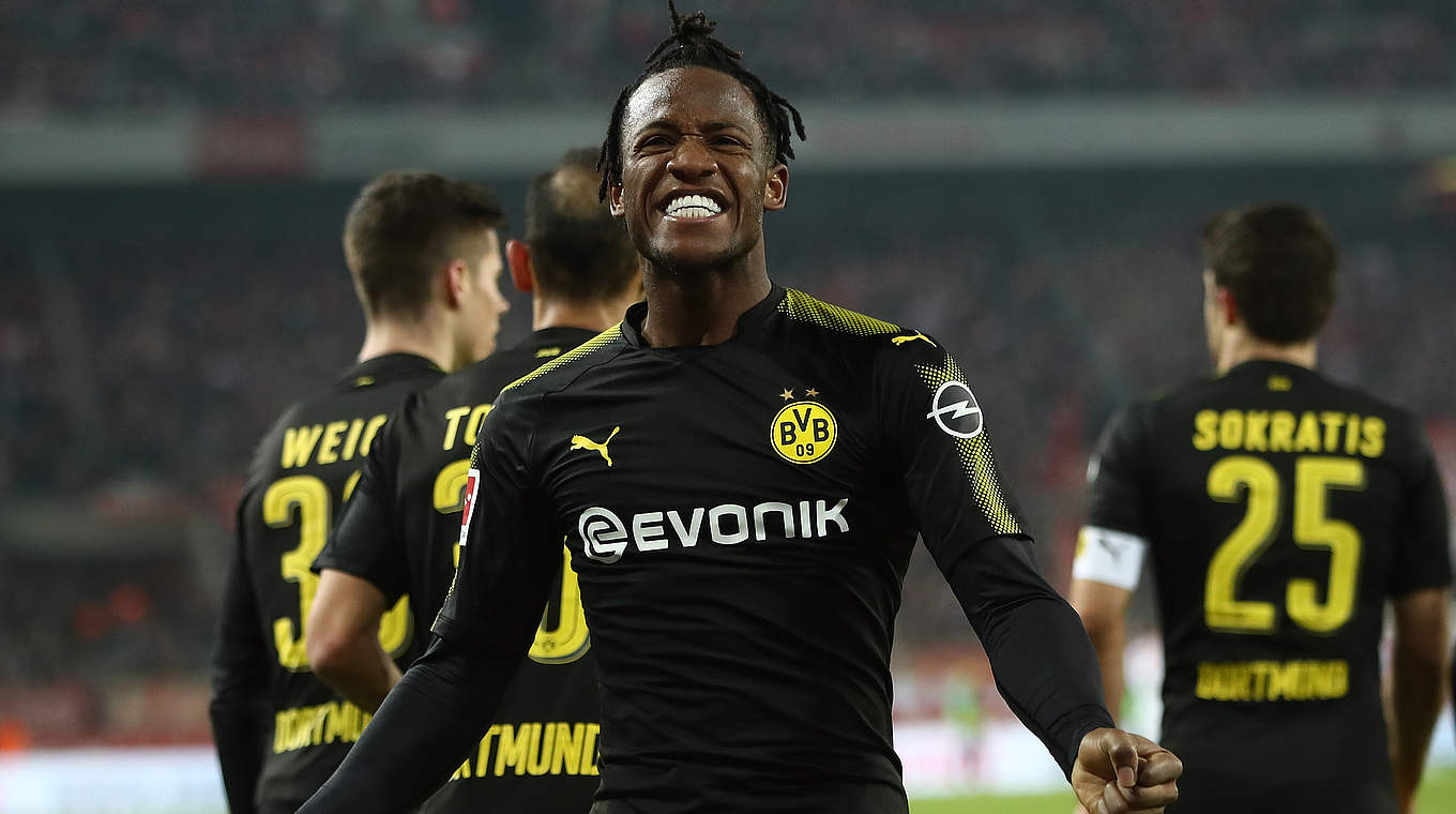 Durfte direkt in seinem 1. Bundesligaspiel jubeln: Michy Batshuayi! © 2018 Getty Images