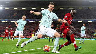 Niklas Süle im Duell mit Liverpools Sadio Mané. © 2019 Chloe Knott - Danehouse