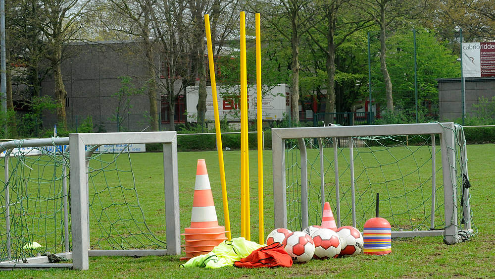 Den Kindern vermitteln, sich für das Trainingsmaterial verantwortlich zu fühlen. ©