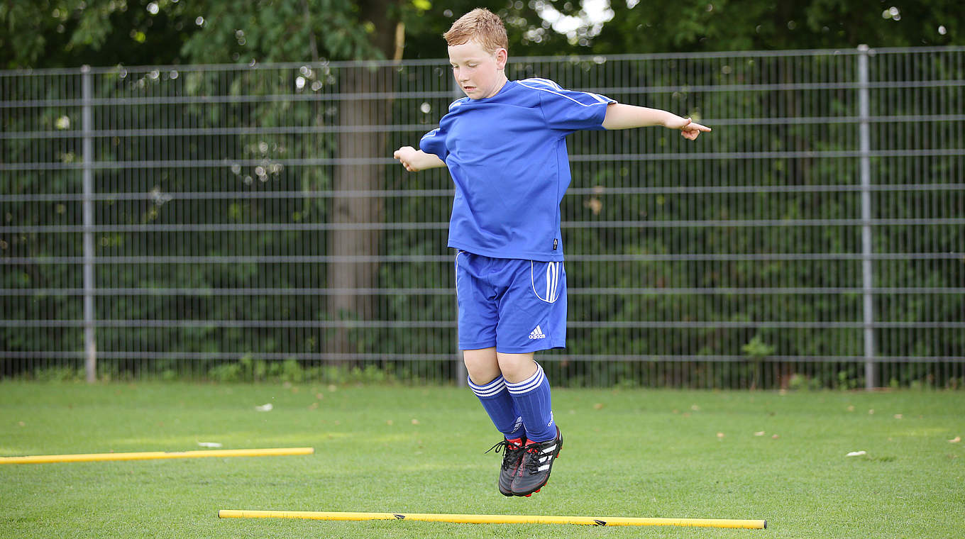 Fußballer profitieren von einer guten Koordination. © 