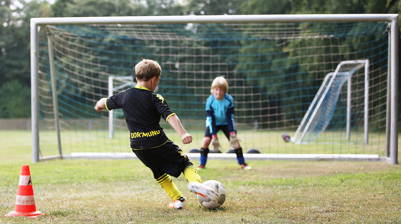 Torschusstraining begeistert und motiviert Spieler aller Altersklassen! © Klaus Schwarten