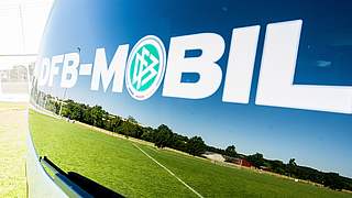 Kommt auch in der Schule gut an: das DFB-Mobil © 2015 Getty Images