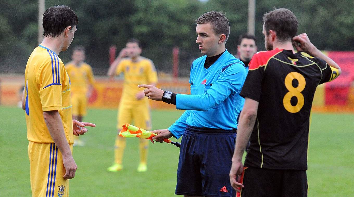 Pfeift nun in der Bezirksliga: der gehörlose Schiedsrichter Ricardo Scheuerer. © ANTON SCHNEID