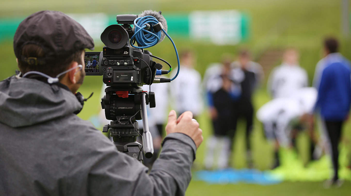 Das Trainieren und Anwenden in der C-Jugend: Thema im neuen DFB-Online-Seminar © DFB