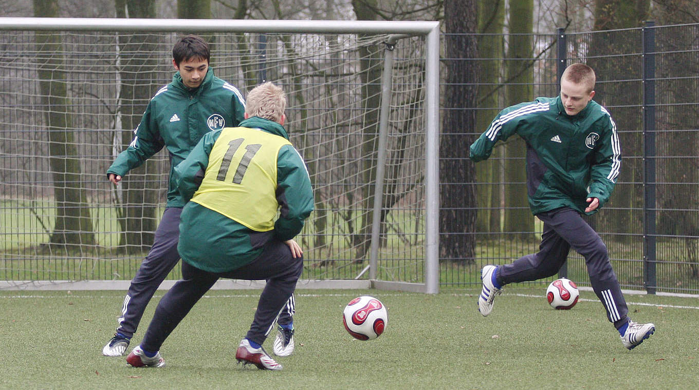 Tipps und Infos für Trainer: im Serviceportal "Mein Fußball" auf DFB.de © DFB