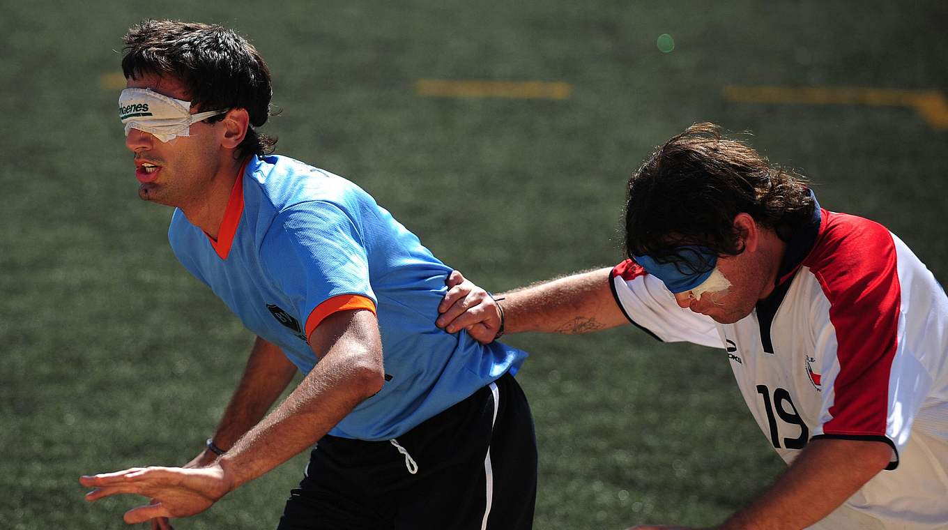 Im Blindenfußball verständigt man sich mit dem Ruf "VOY" © Getty Images