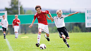 Mit dem Decathlon schulen sie die elementaren Techniken des Fußballs! © Axel Heimken